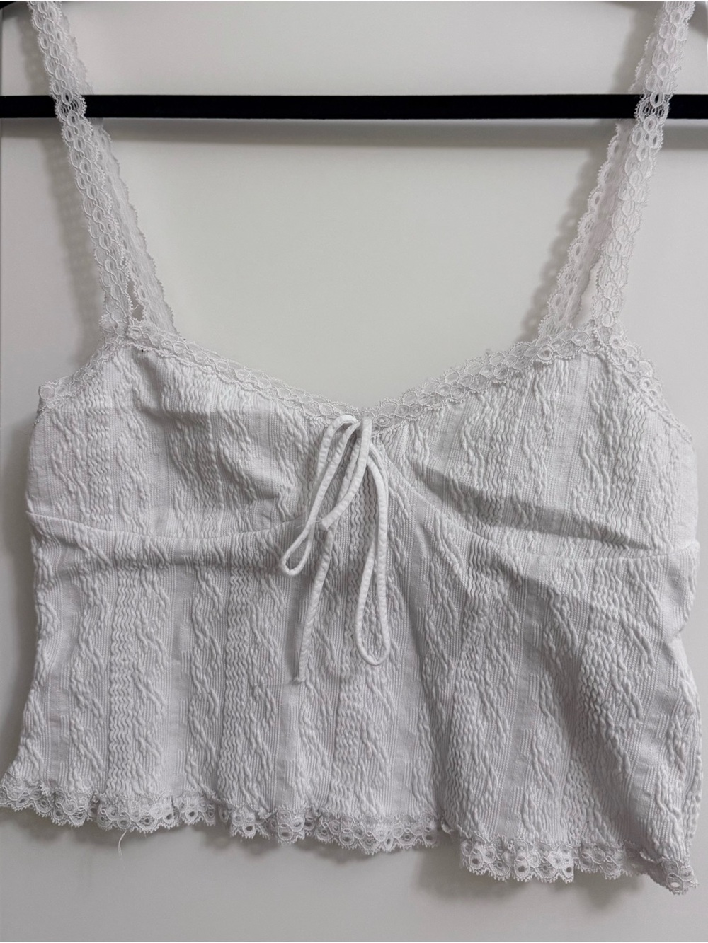Edikted white crop top w/ lace trim